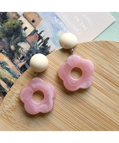 Flower Piercing Dangle Earrings,Daisy Earrings,Summer Colorful Acrylic Resin Earringsfor Women and Girls pink $5.33 Earrings